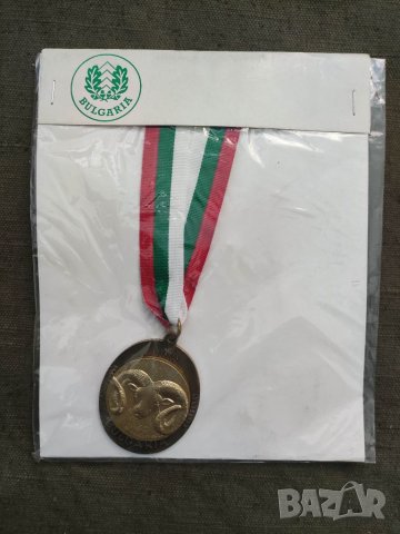 Продавам Ловно отличие ,медал ..., снимка 1 - Други ценни предмети - 34983028