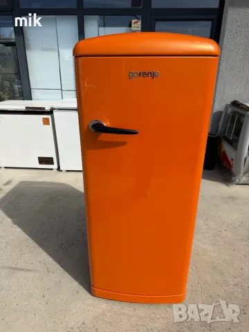 Ретро Оранжев хладилник с камера Gorenje