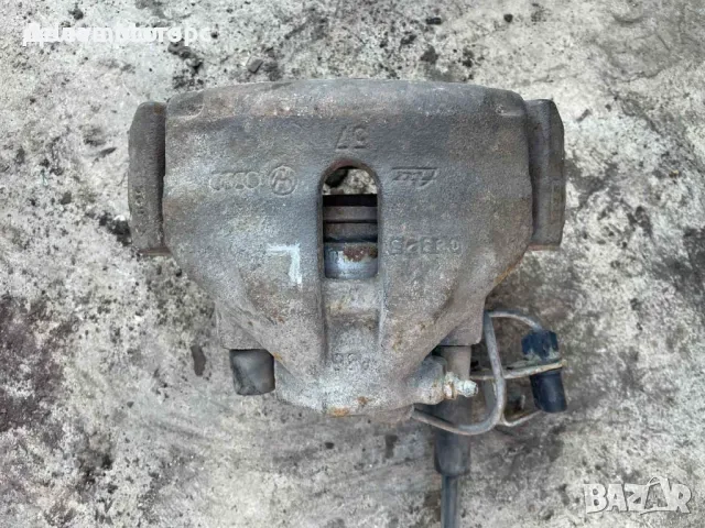 Преден ляв спирачен апарат Ate 57 885 от Audi A4