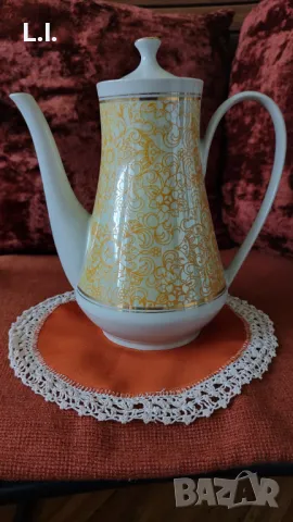 Български порцелан, Сервиз за чай/кафе, снимка 4 - Сервизи - 48023287