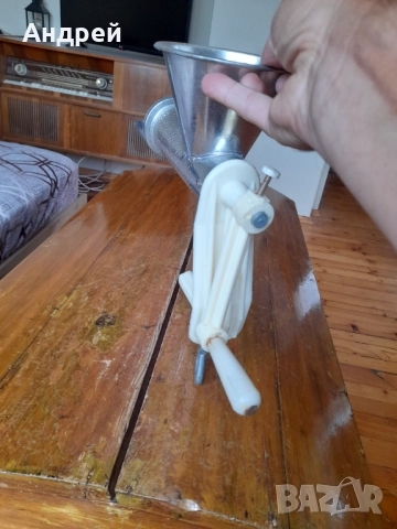 Стара мелячка за домати,мелница #8, снимка 5 - Антикварни и старинни предмети - 51569486