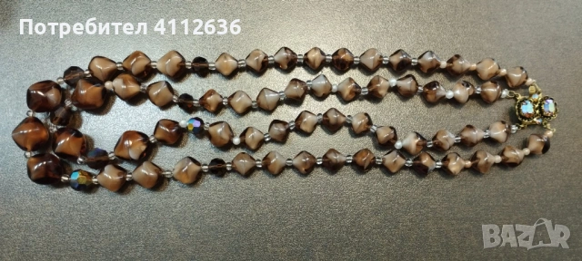 Двуредно винтидж колие от чешко стъкло в опушено кафяво, снимка 2 - Колиета, медальони, синджири - 53221412