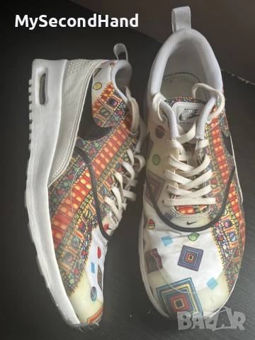 Nike оригинални дамски маратонки 40 номер, снимка 5 - Маратонки - 56215669