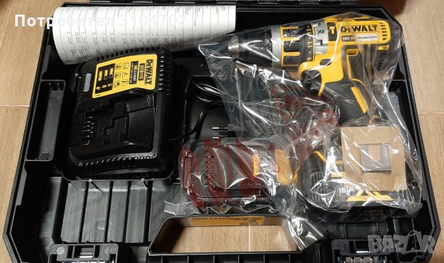 Dewalt DCD795M2 Акумулаторен безчетков винтоверт 18V, с батерии 2х4Аh, зарядно и куфар, гаранция, снимка 3 - Винтоверти - 35433114