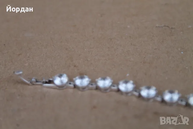 Дамска гривна с камъни ''Swarovski'', снимка 10 - Гривни - 48252363