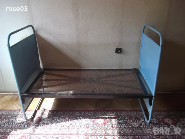 Легло старо метално с декорация детско от соца