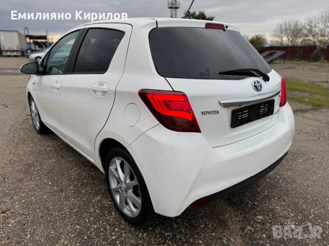 Toyota Yaris Hybrid 1.5 Style *2014* 149 000km*AUTOMATIC*EURO6*COC*KTEO, снимка 4 - Автомобили и джипове - 52381056