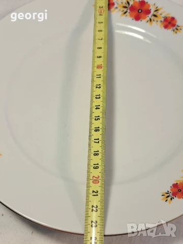 порцеланови чинии "Майски венец"   8/4, снимка 4 - Чинии - 50445576
