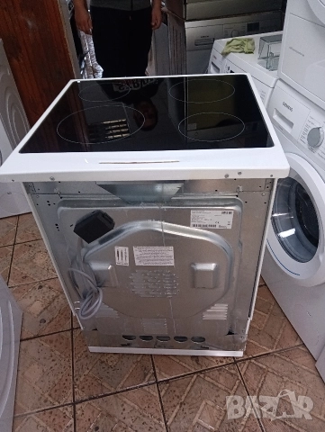 Като нова свободно стояща печка с керамичен плот Gram с две години гаранция!, снимка 10 - Печки, фурни - 52844230