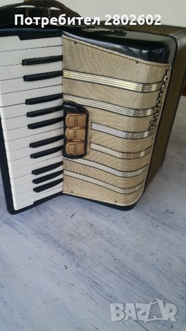 Акордеон Хонер Hohner 48баса, снимка 4 - Акордеони - 31539599