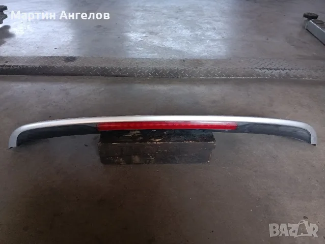 Спойлер за багажник Mazda 323f