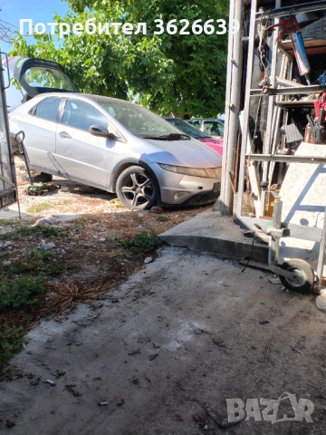 Хонда Сивик 8 на части 