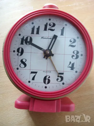 Механичен часовник будилник Янтар