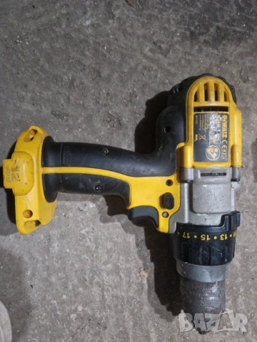 Инструменти dewalt за части, снимка 4 - Винтоверти - 53996546