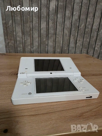 Конзола Nintendo DSi, снимка 4 - Nintendo конзоли - 52976065