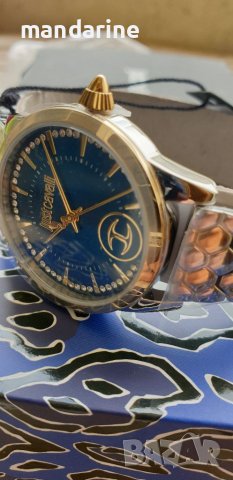 JUST CAVALLI 🍊 Дамски часовник "GOLD & SILVER – BLUE & CRYSTALS" нов с кутия и 2г. гаранция, снимка 10 - Дамски - 40109955