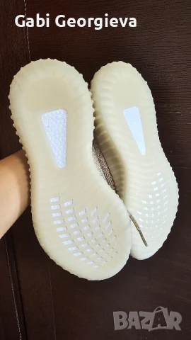 Мъжки маратонки Adidas Yeezy boost 43 номер, снимка 4 - Маратонки - 51290068