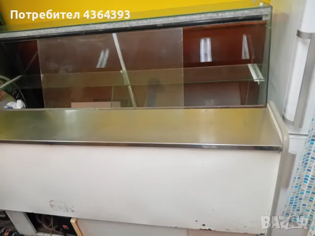 Хладилна витрина