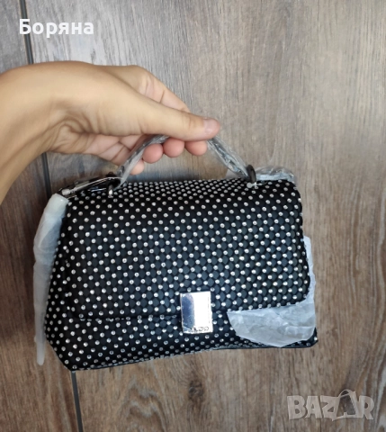 Aldo нова малка вечерна чанта , снимка 4 - Чанти - 52238254
