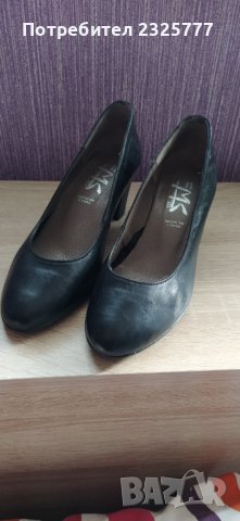 Дамски кожени обувки с ток