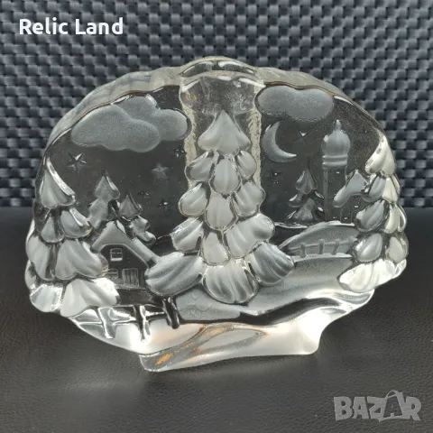 Масивна стъклена ваза, снимка 3 - Антикварни и старинни предмети - 47397037