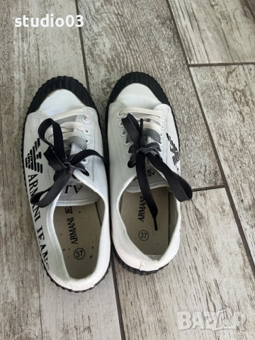 Дамски кецове Armani jeans 37н, снимка 4 - Кецове - 55788986