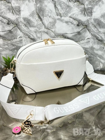 чанти GUESS-Bug💫 28 cm x 19 cm , снимка 9 - Чанти - 51386767