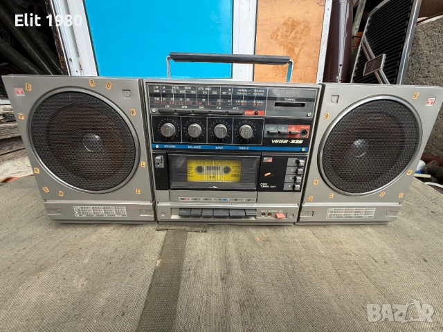 Продавам Руски радио касетофон VEGA 335