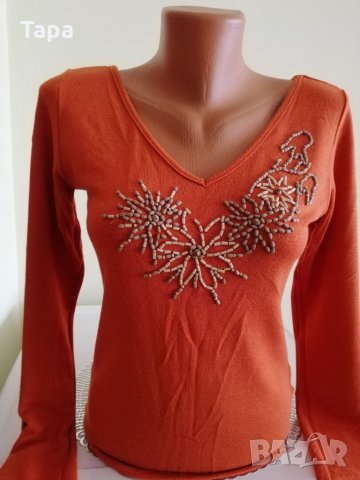 Дамска блуза - М/Л, снимка 1 - Блузи с дълъг ръкав и пуловери - 31923701