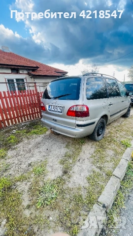 Ford Galaxy 2.8 V6 Газ/Бензин 205 к.с. – Поддържан, Всички документи налични, снимка 4 - Автомобили и джипове - 54174016