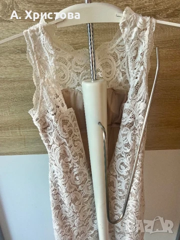 Елегантна бяла дантелена рокля, снимка 2 - Рокли - 51273911