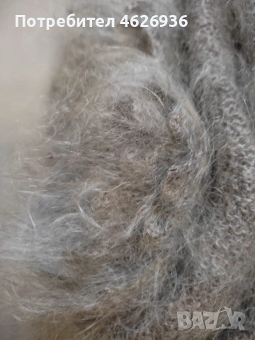 Ръчно плетен шал от кози пух, снимка 2 - Шалове - 53208627