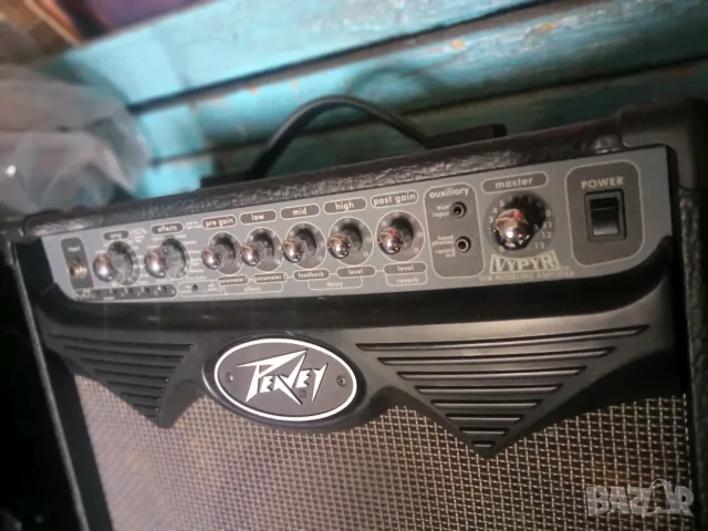 Усилвател Line6/ Crate/ Marshall, кубе за китара с вграден процесор ефекти.МОЖЕ С КИТАРА, снимка 2 - Китари - 56120063