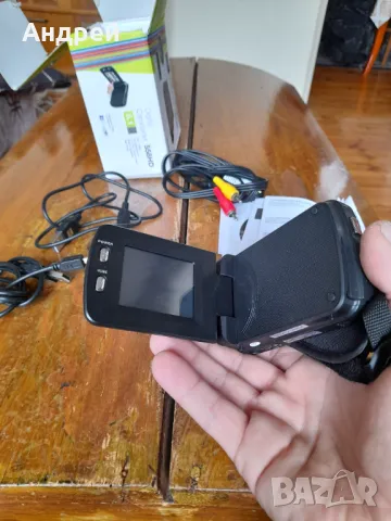 Видеокамера Vivitar digital camcoder 558HD, снимка 4 - Камери - 49753592