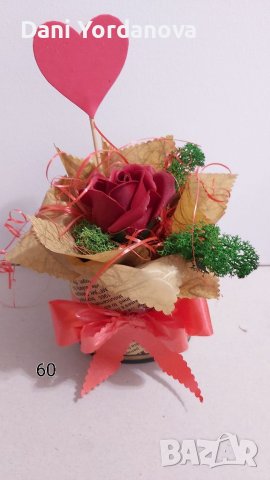 Рози за подарък , снимка 1 - Романтични подаръци - 39764568