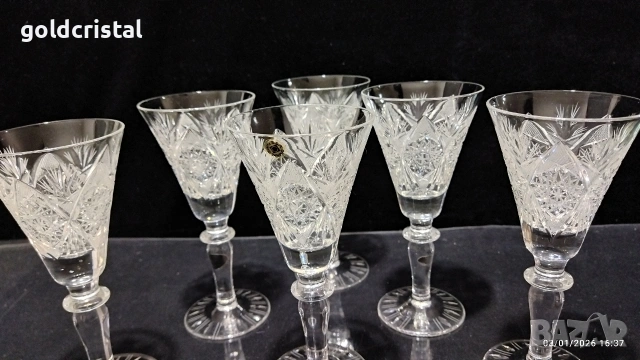 Кристални чаши за вино , снимка 3 - Антикварни и старинни предмети - 29771293