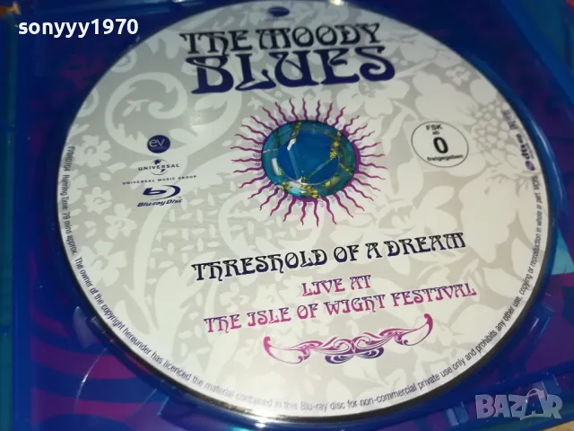 THE MOODY BLUES BLU-RAY DISC 1803251048, снимка 8 - Blu-Ray филми - 49539436