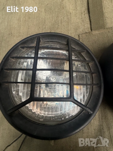 Продавам халогени BOSCH, снимка 2 - Антикварни и старинни предмети - 52450681