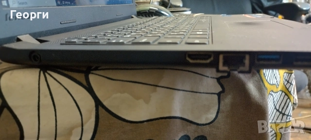 Лаптоп LENOVO idea pad 100, снимка 4 - Лаптопи за дома - 53231447