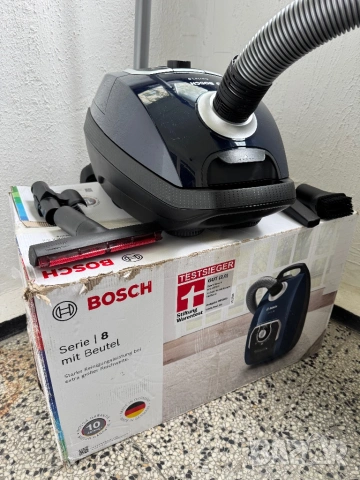 Прахосмукачка с Торба Bosch Series 8 BGL8XPER 700W, Тиха, XXL Накрайници, Дълъг Кабел!, снимка 4 - Прахосмукачки - 54173819