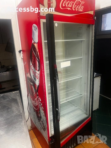 Хладилна витрина/голяма