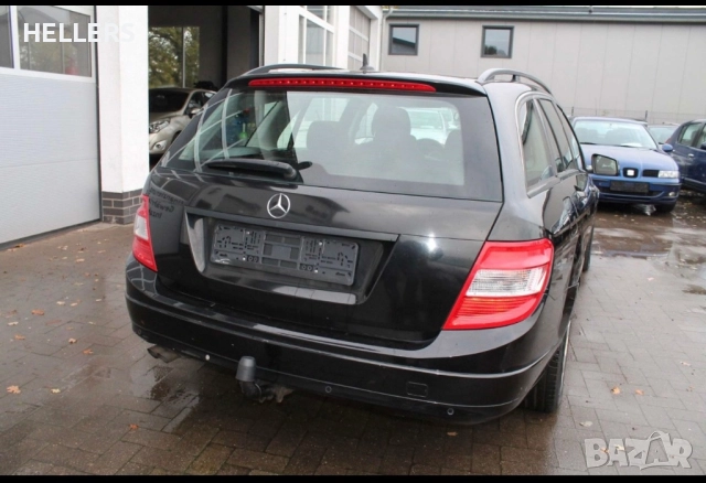 2010 w204 Mercedes C 220d На части!, снимка 2 - Части - 52596809