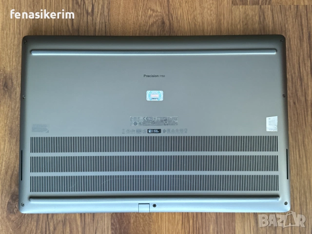 17.3' FHD IPS Core i7-10750H DELL Precision 7750 16GB DDR4/256GB NVMe/RTX 4000 8GB/Бат 6ч, снимка 5 - Лаптопи за работа - 53228578