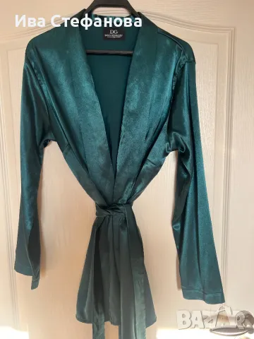 Дизайнерско ново  зелен сатен сатенено  кимоно Дидо Георгиев one size размер универсален , снимка 2 - Сака - 47342578