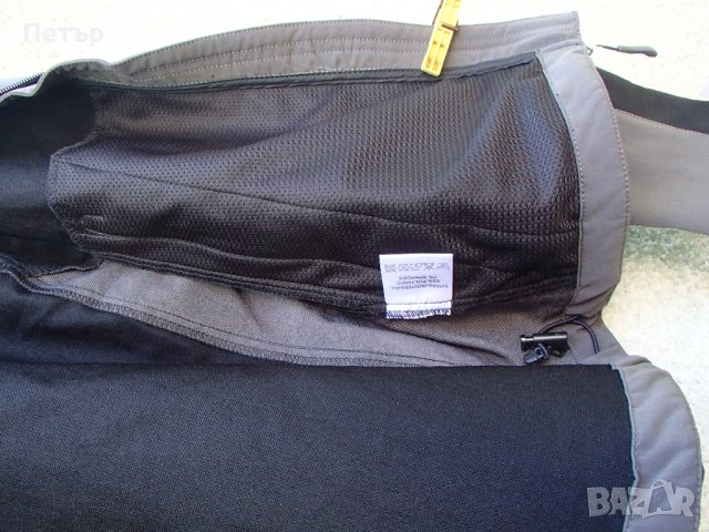 Продавам ново пролетноесенно/ лятно разтегливо бързосъхнещо яке Montura, снимка 8 - Якета - 30049678