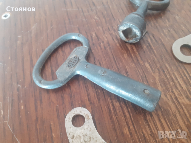 Ключове за навиване на часовници СССР,ГДР., снимка 5 - Антикварни и старинни предмети - 42551130
