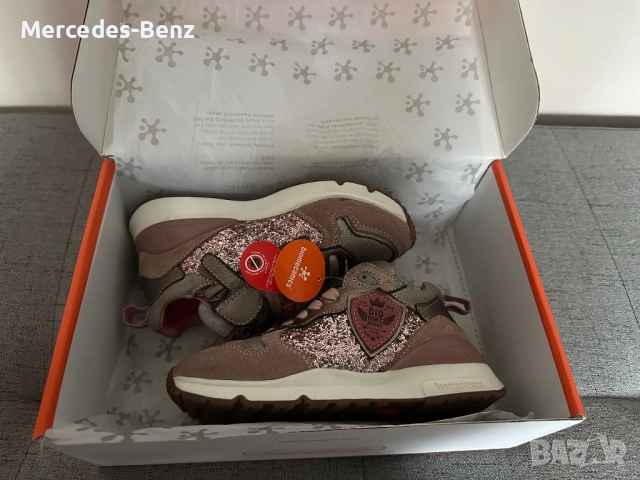 Детски обувки за момиче Biomecanics 30 номер стелка 19,5 см , снимка 10 - Детски маратонки - 52314291