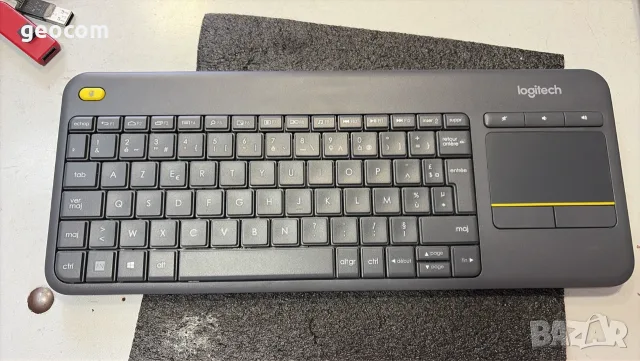 Logietch K400 Plus мултимедийна клавиатура с тъчпад (Нова,2.4Ghz)