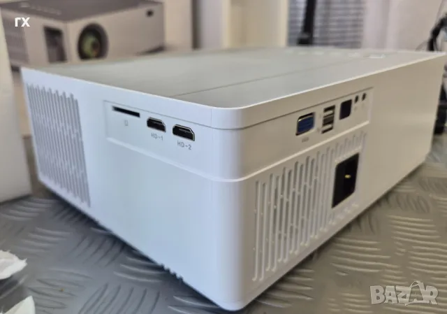 Bomaker Parrot 1 1080P LED проектор  300 ANSI Lumens 9000:1 Contrast Ratio, снимка 4 - Плейъри, домашно кино, прожектори - 50198420