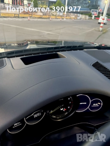 Porsche Cayenne E-Hybrid* Sport Chrono* 21 RS SPYDER* LED-MATRIX , снимка 9 - Автомобили и джипове - 50652845